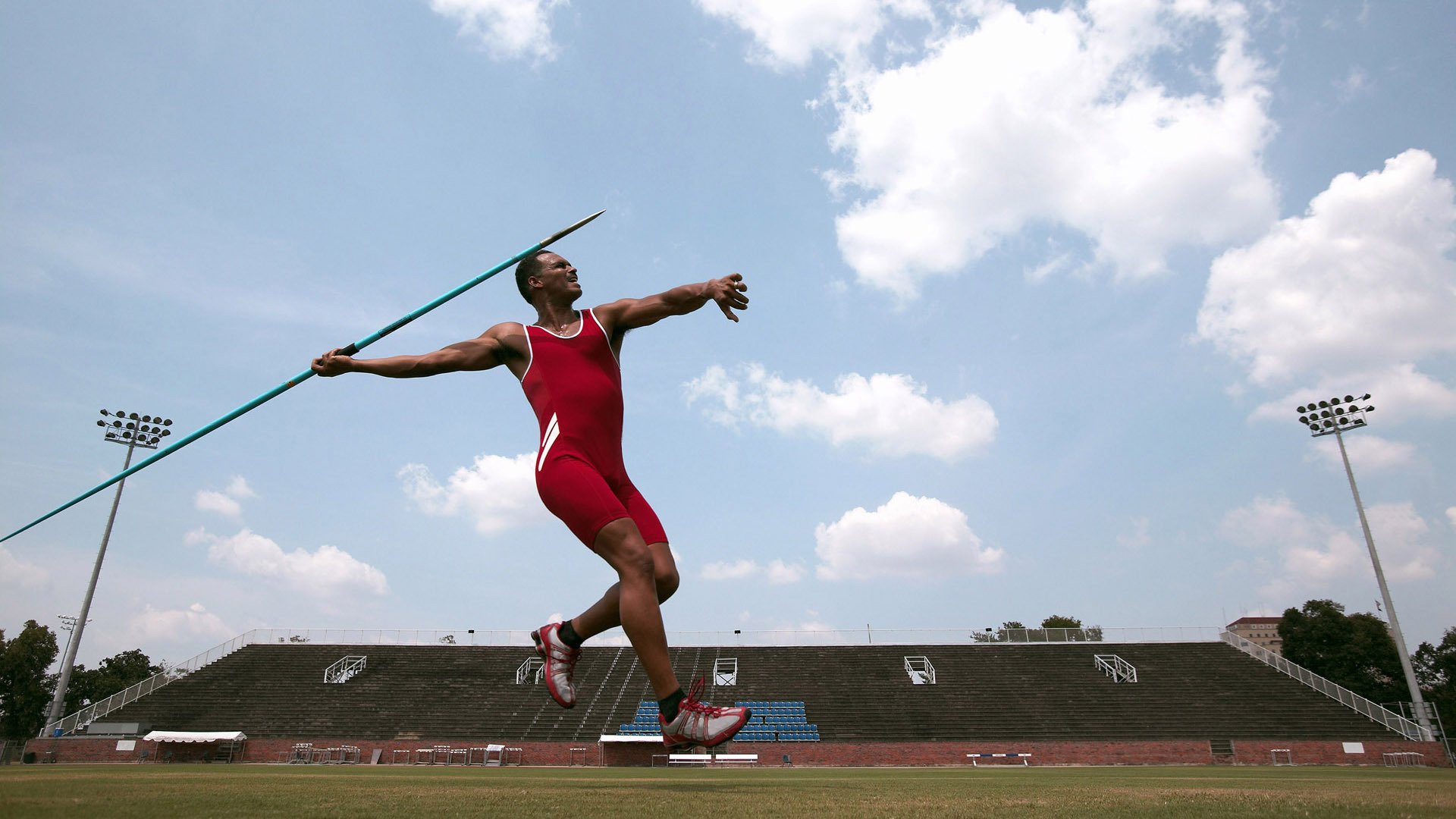 “2025年世界运动会:沙滩赛场上演速度与激情”
