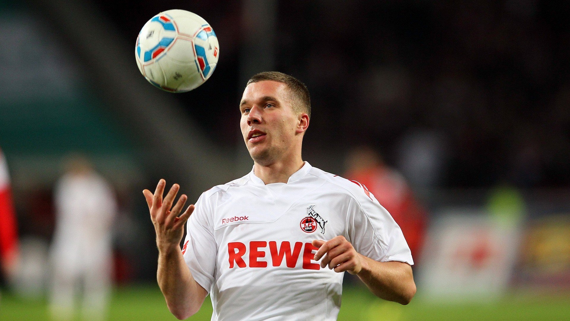 _都市水上运动节：享受夏日水中乐趣_，水上运动之都